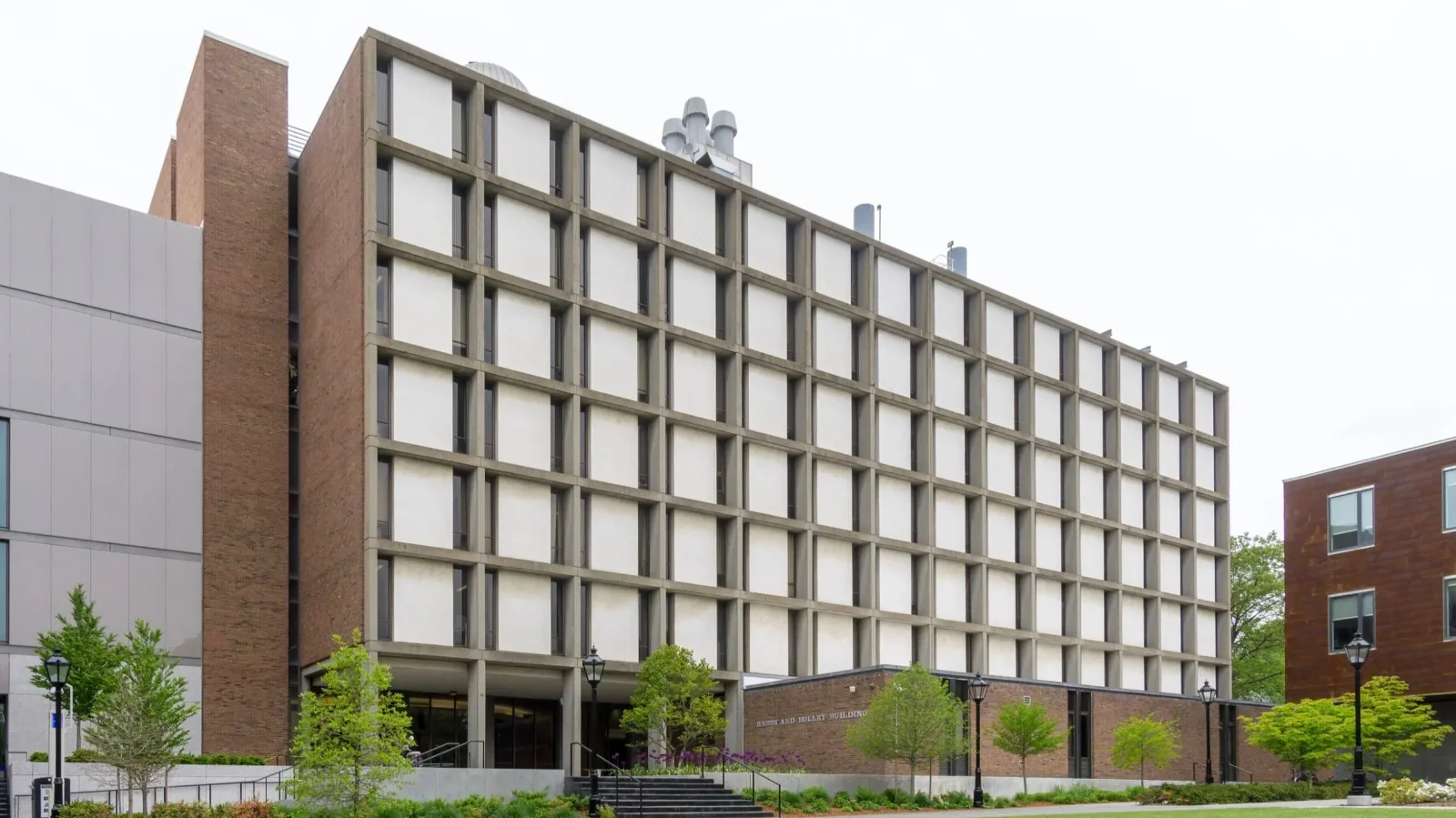 A felsőoktatási intézmény épülete, amelyben a lövöldözés történt