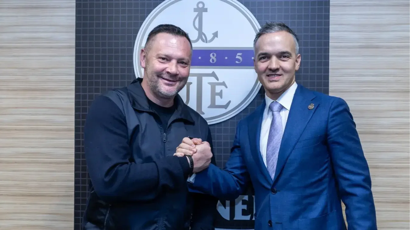 Dárdai Pál (balra) és Ratatics Péter, az Újpest elnöke (Fotó: Árvai Károly)