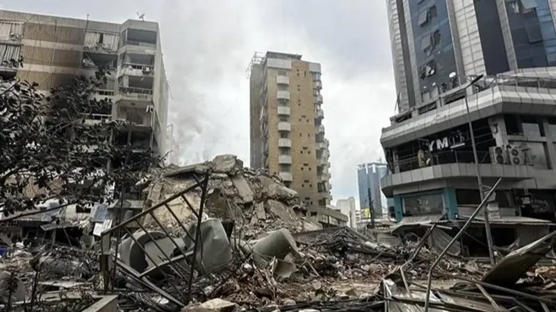 Romok a libanoni Nabatije városában egy izraeli légicsapást követően 2026. március 10-én. | Kép forrása: Tasnim News Agency