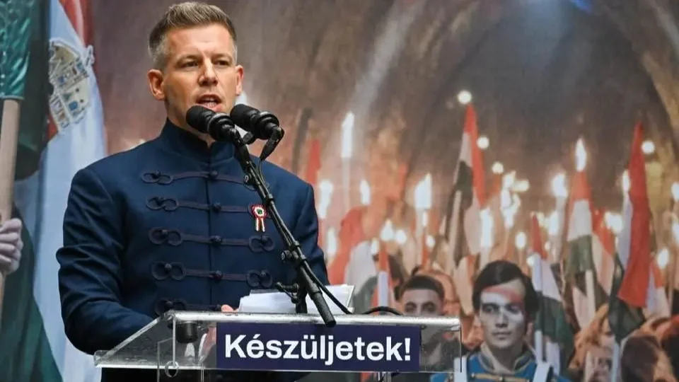 Kép forrása: Magyar Péter Facebook-oldala