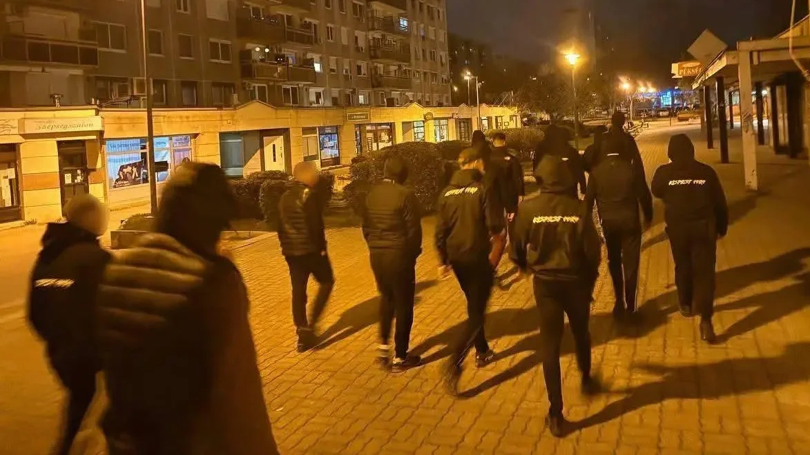 Közbiztonság javító sétán a Kispest szurkolói I Fotó: egy olvasónk