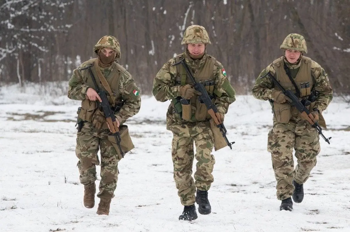Hiába a lelkesedés, a tartalékosoknak sem a kiképzése, sem a felszerelése nem felel meg a kor követelményeinek
