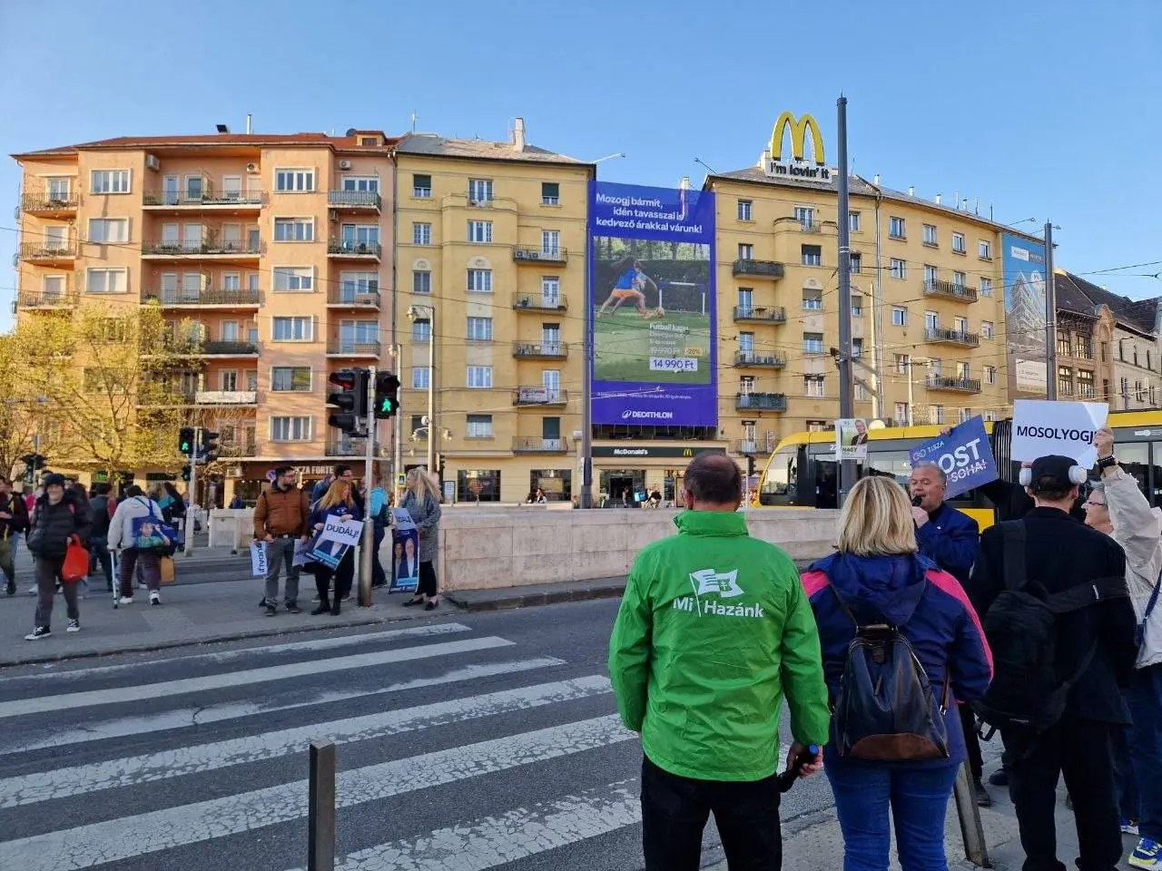 Gaudi-Nagy Tamás és Nagy Attila utcafóruma 2026. 04. 09-én a Móricz Zsigmond körtéren. | Fotó: Magyar Jelen