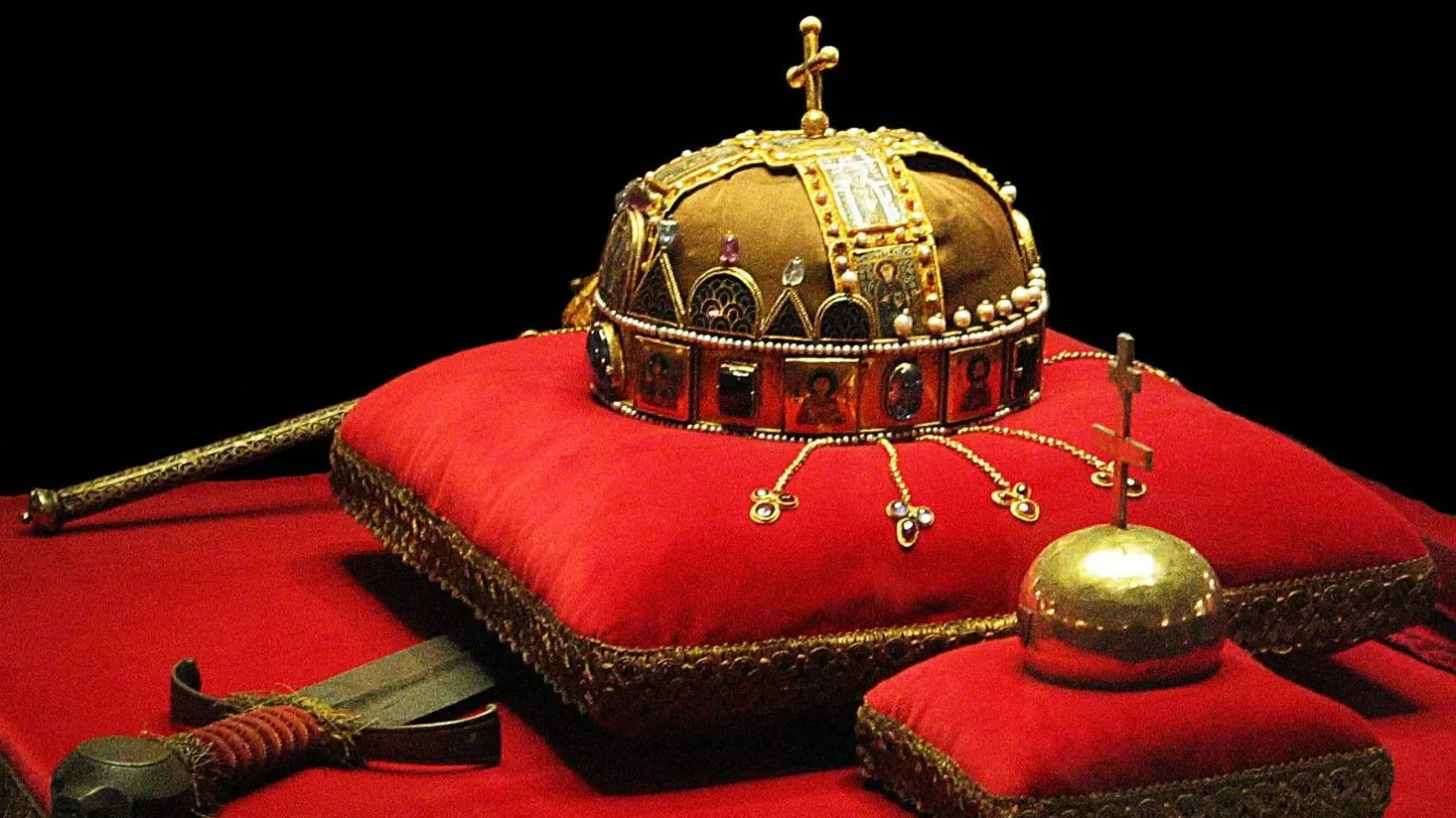 Kép forrása: X/Toroczkai László