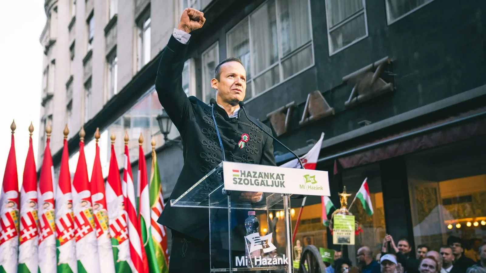 Toroczkai László 2026. március 15-én a budapesti Pilvax közben | Fotó: Magyar Jelen