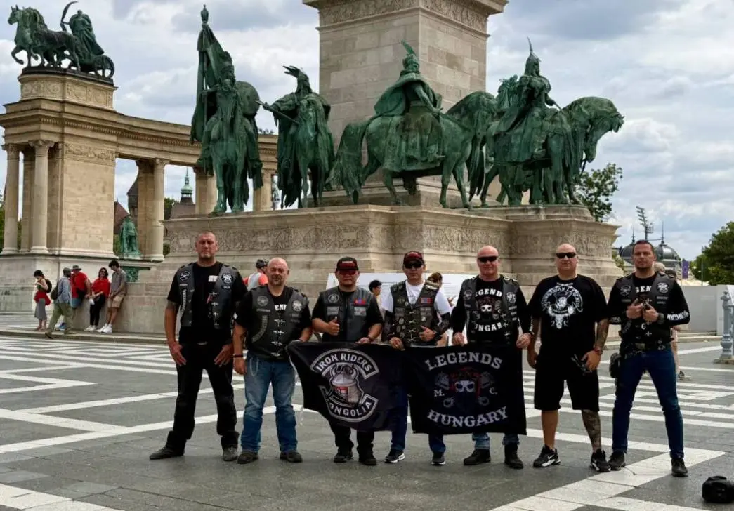 A honfoglaló magyar lovasokat az ősi sztyeppe küldte nyugatra – tisztelgés a múlt előtt.