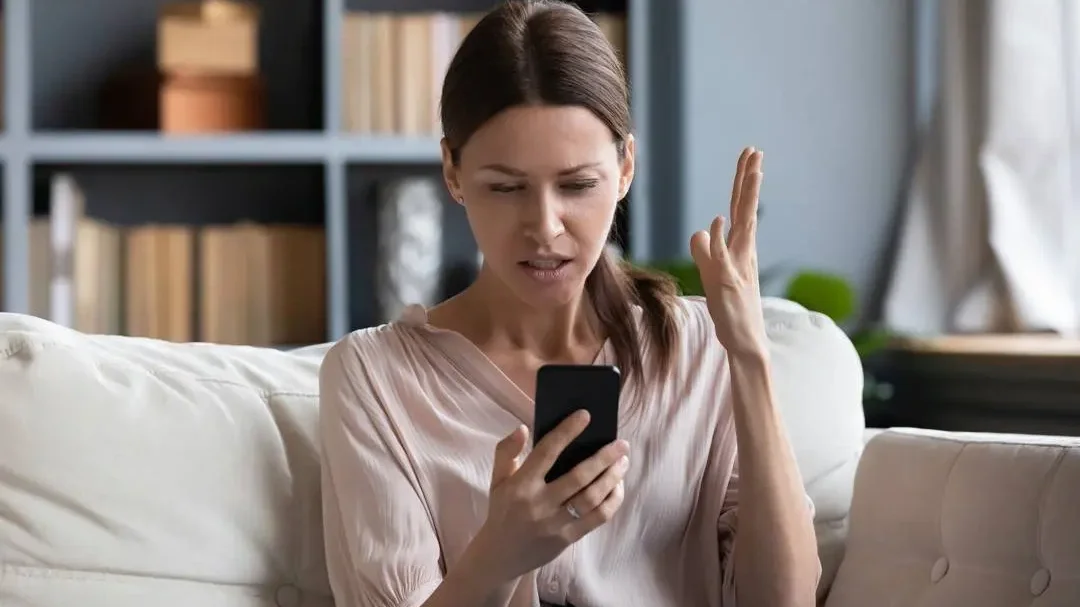 Mobiltelefon nélkül ma már elképzelhetetlen az élet | Kép forrása: Marie Claire