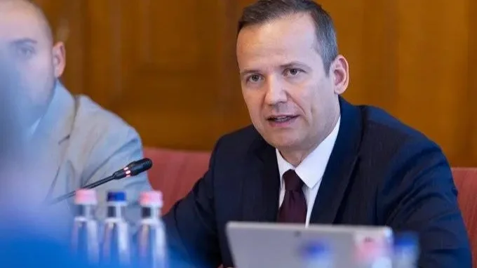 Kép forrása: Toroczkai László X-oldala