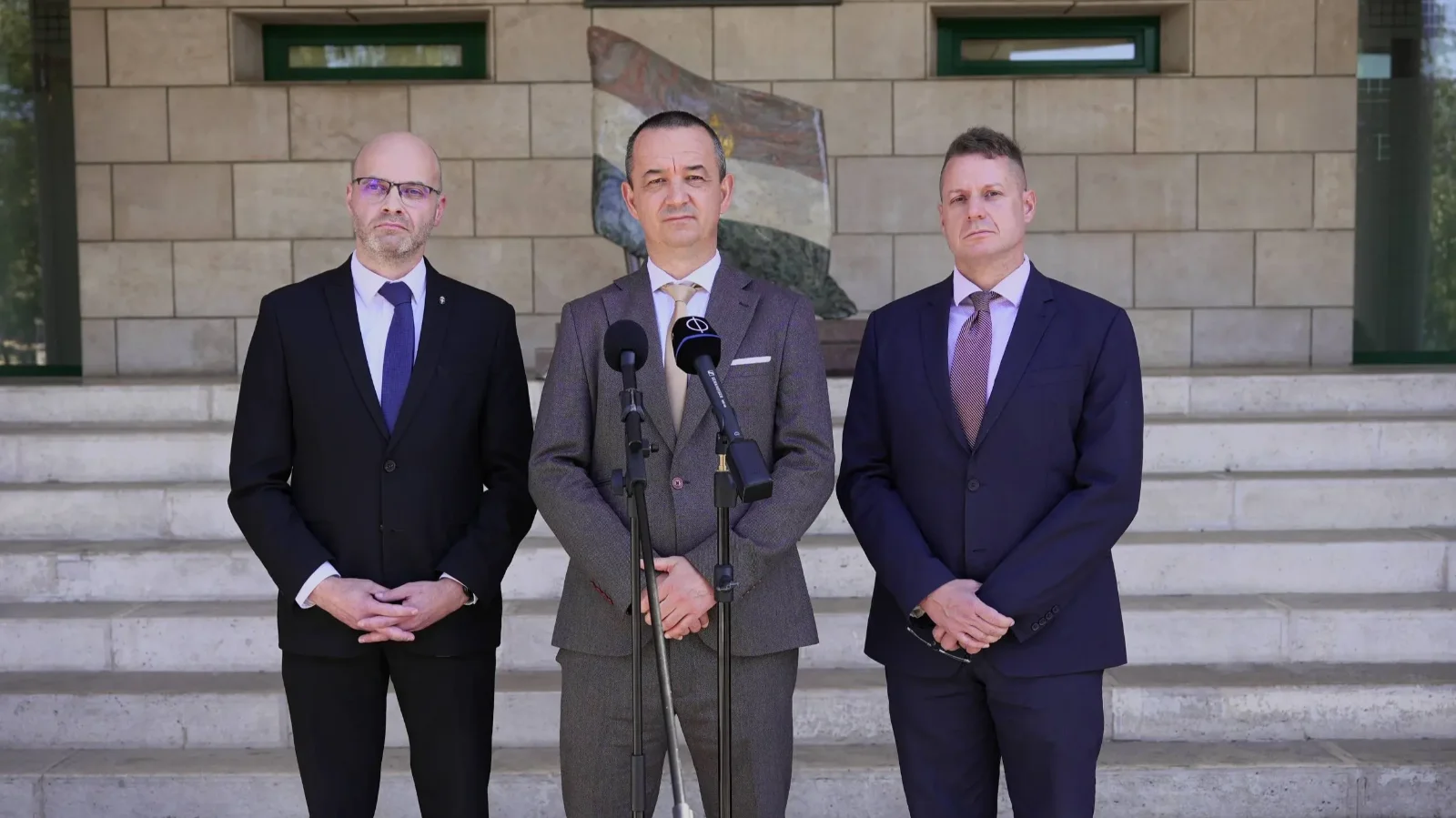 A mai sajtótájékoztató résztvevői balról jobbra: dr. Radetzky András, dr. Apáti István, dr. Tóth Máté | Fotó: Cavalli Mátyás/Magyar Jelen